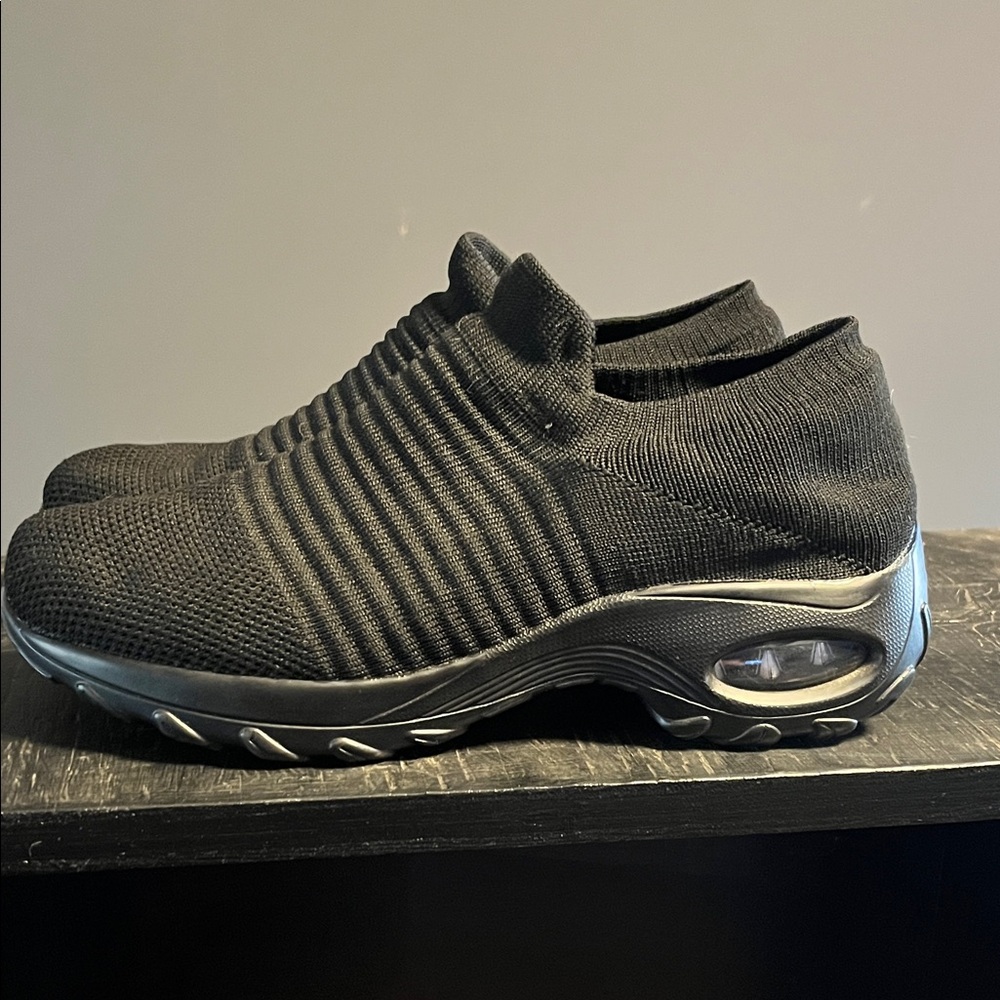 Black Slip-On Women’s Sneakers 9